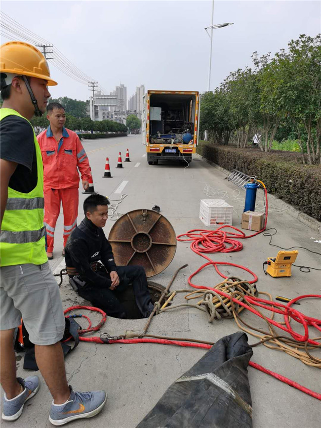 龙滚镇翻衬法管道修复技术主要工序