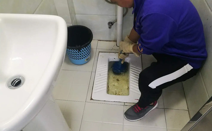 龙滚镇疏通蹲坑